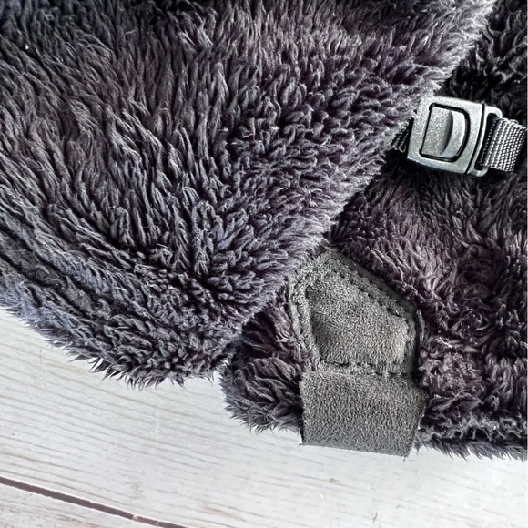 The North Face Mittens in Black size Small - Picture 7 of 8